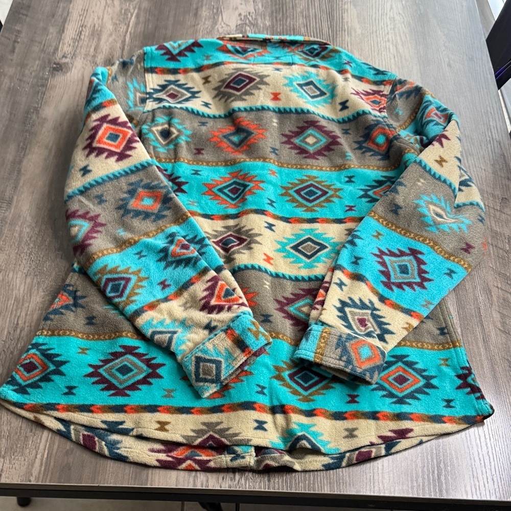 Legendary Whitetails Turquoise & Tan Aztec Fleece Shirt - Picture 4 of 6